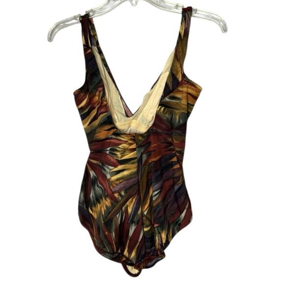 MiracleSuit Multicolor Islander Abstract One Piece Swimsuit. Size 12. - Picture 4 of 6
